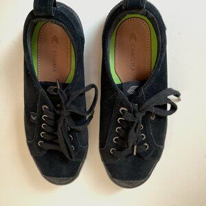 Black Cariuma Sneakers Women's 8.5/ Men's 7